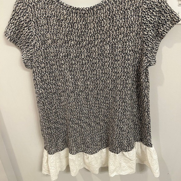 Top - Picture 3 of 6